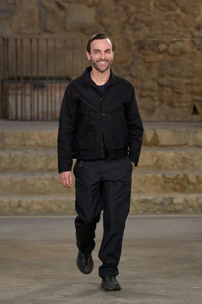 Look 57